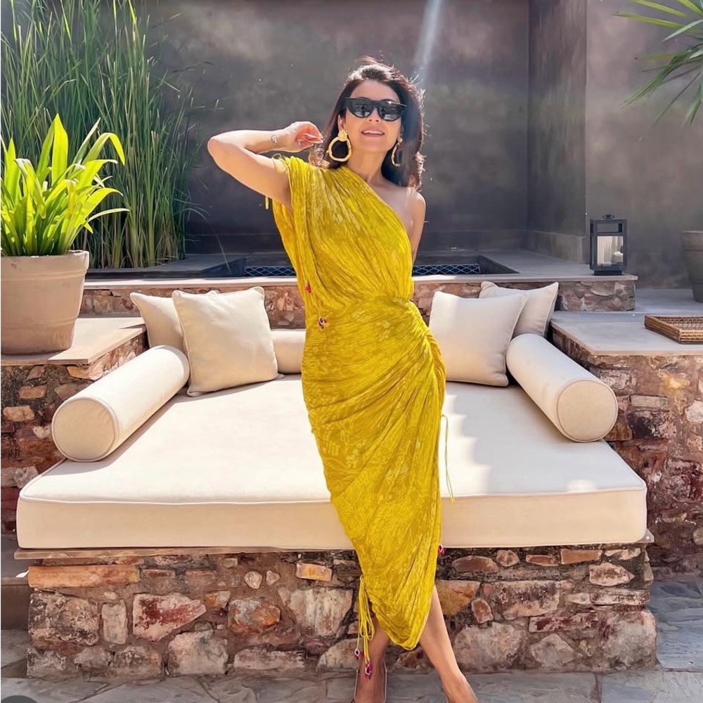 Saaksha and Kinni One-Shoulder Yellow Dress
